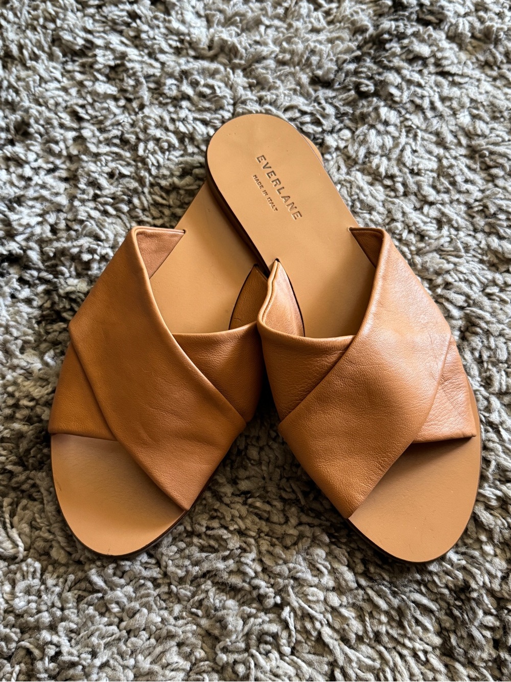Everlane Women’s Cognac Leather Crisscross Slide Sandals